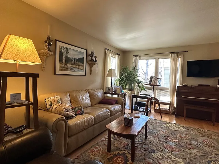 636 Cheyenne Dr #1 — Photo 7