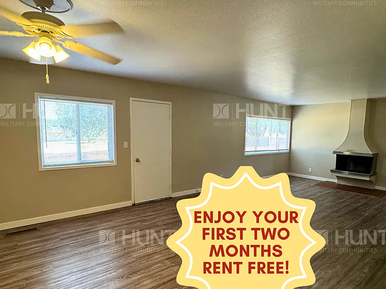6458I W Hawthorne Dr — Photo 1