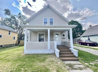 1142 10th St, Beloit, WI 53511