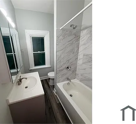 1052 Blackadore St — Photo 5