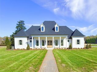 10131 Whispering Falls Ave, Mint Hill, NC 28227