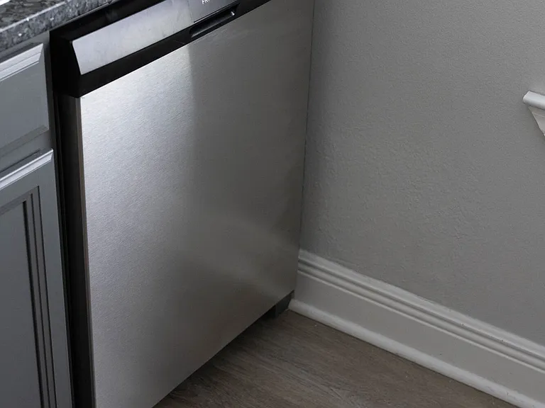 LTL Royal Palms Baton Rouge MT LLC — Photo 121