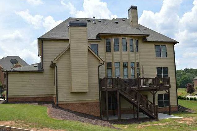 2nd image of 1049 Woodtrace Ln