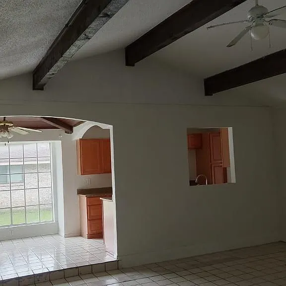 1140 Shadywood Ln — Photo 15