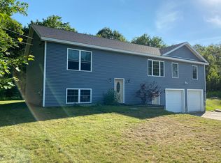 29 Evergreen Ln, Sabattus, ME 04280