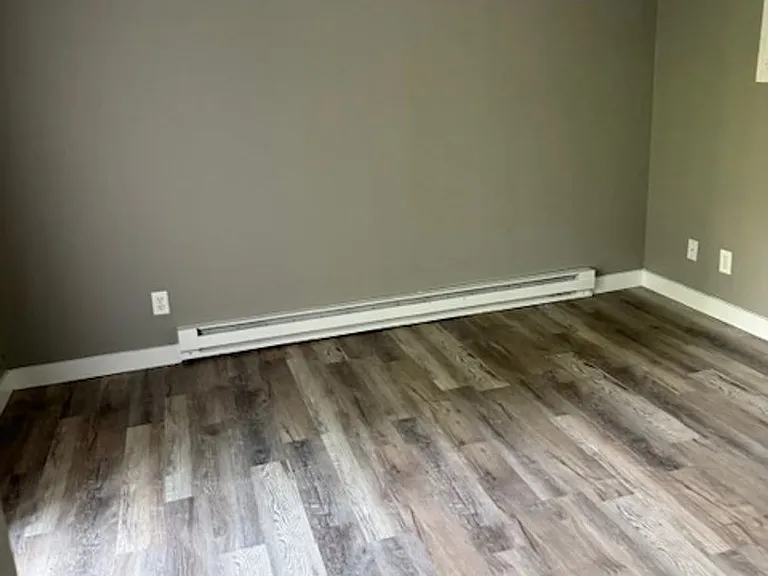 249-Nola Place Apartments — Photo 11