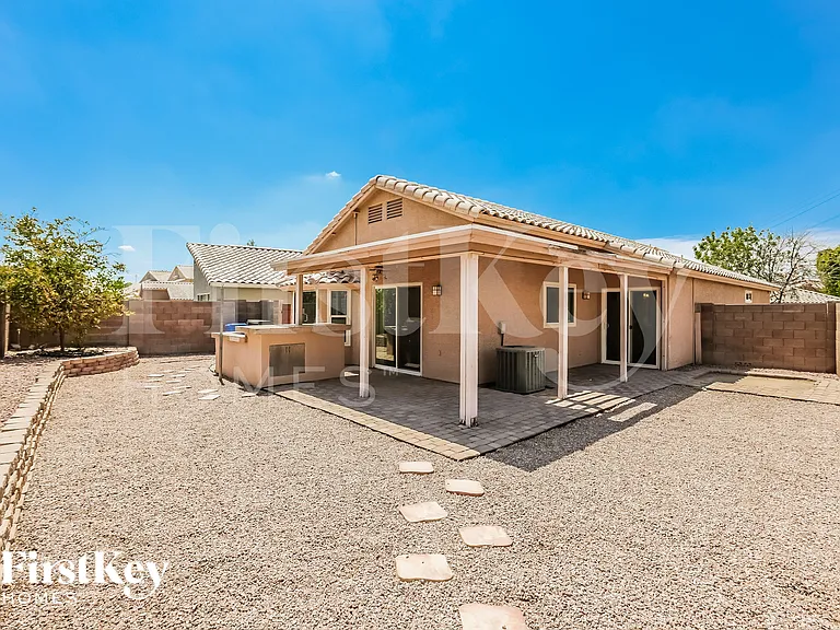 4116 E Tanglewood Dr — Photo 15