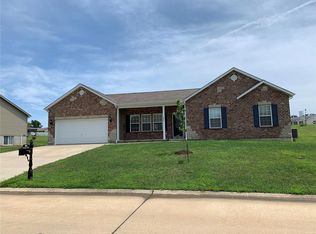 323 Rockport Dr, Troy, MO 63379