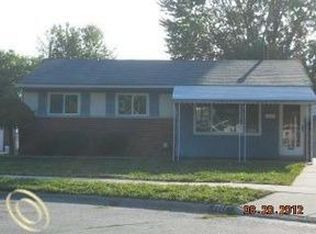 1111 Sharon St, Westland, MI 48186