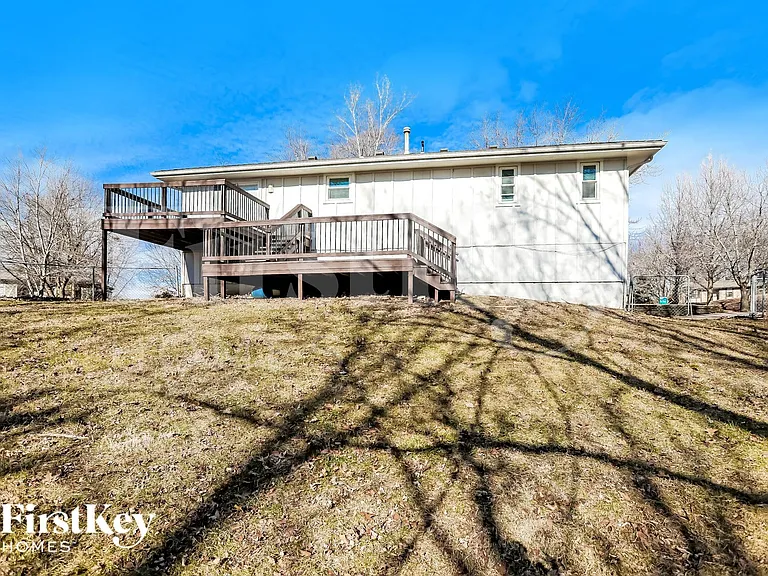 7119 N Shannon Ave — Photo 15