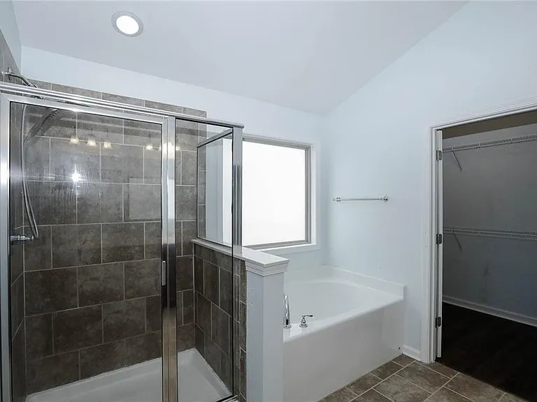 438 Privet Cir — Photo 30