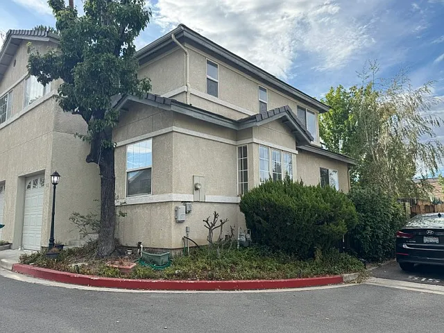 535 Warren Ct #1