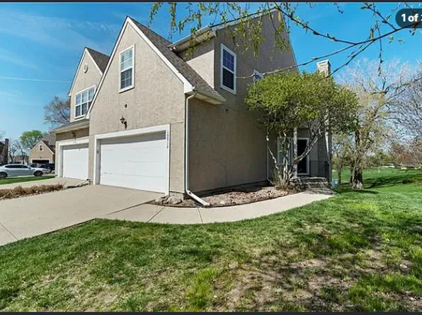 15902 W 91st Ter, Lenexa, KS 66219