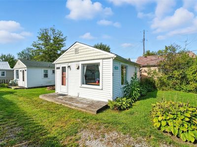 5732 Lake Rd E, Geneva, OH, 44041