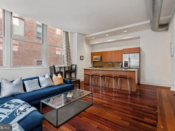 1101 Locust St #2K, Philadelphia, PA 19107