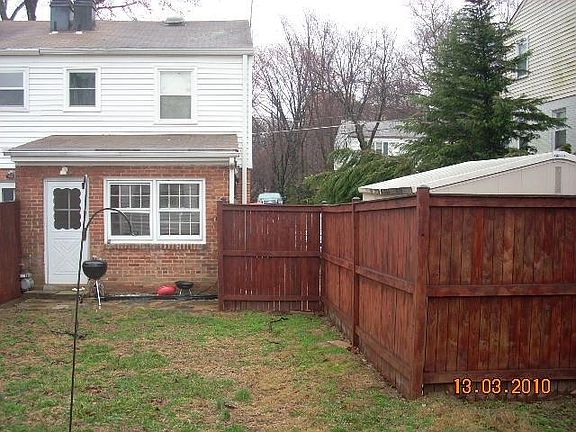 2nd image of 5830 Biscayne Dr