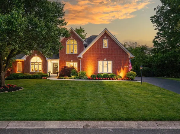 11245 Old Stone Dr, Indianapolis, IN 46236