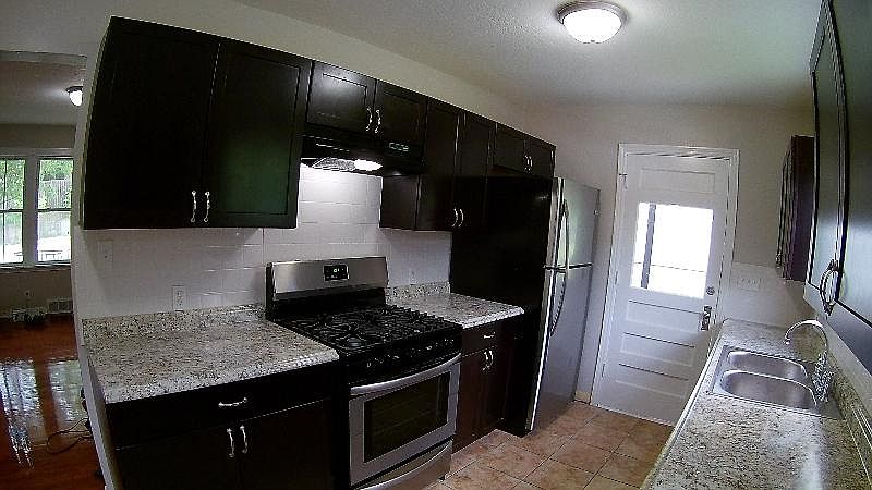 1st image of 1002 Kiowa St