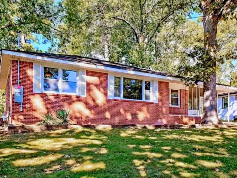 2064 Gober Ave SE — Photo 4