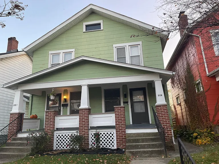 219 E Jenkins Ave — Photo 1