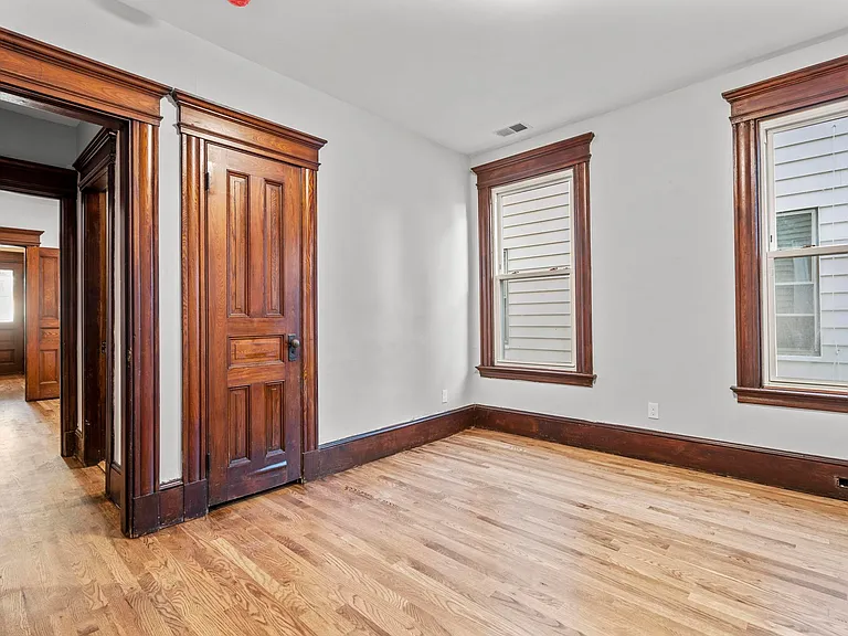 548 Ferry St #1 — Photo 18