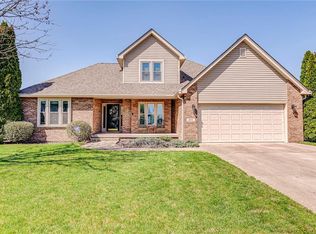 2272 Reston Ln, Columbus, IN 47203