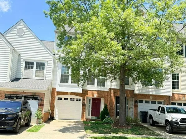 3965 Cressida Pl, Woodbridge, VA 22192