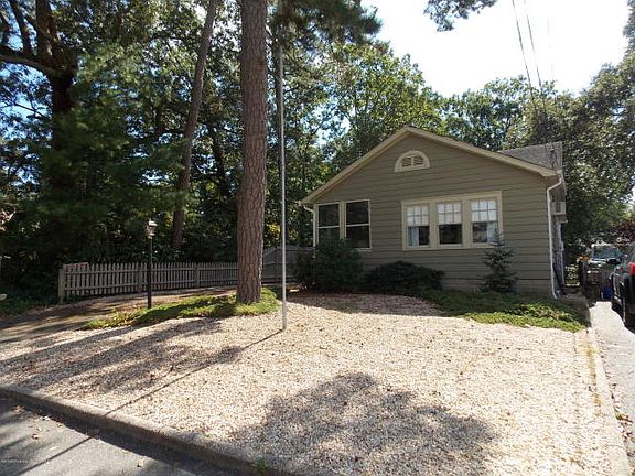 3rd image of 819 Lincoln Ave