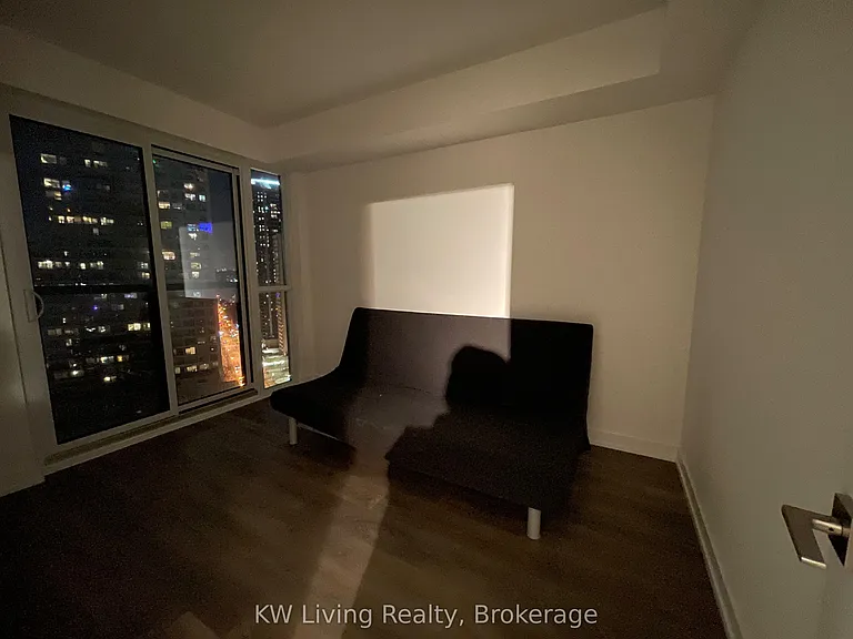 159 Wellesley St E #2102 — Photo 5