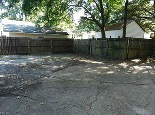 9470 Mason Creek Rd, Norfolk, VA 23503