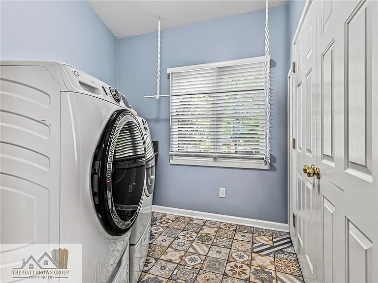 5177 Stratham Dr — Photo 11