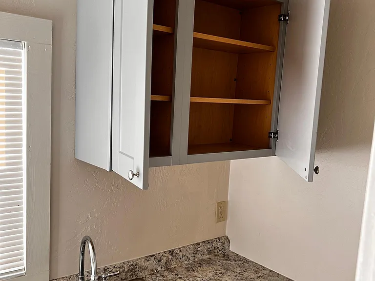 320 Locust St #2 — Photo 9