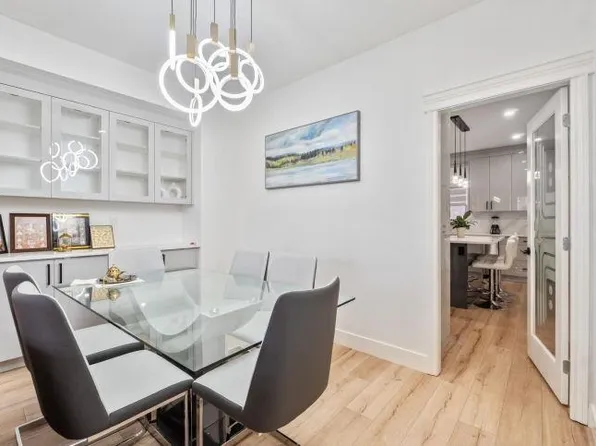 13288 62b Ave, Surrey, BC V3X 3V2