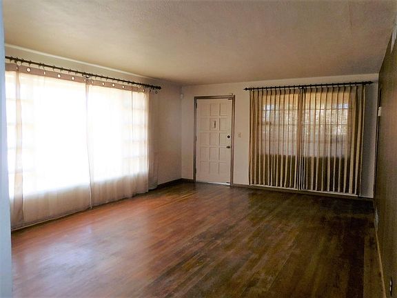 4th image of 3856 E Calle De Soto