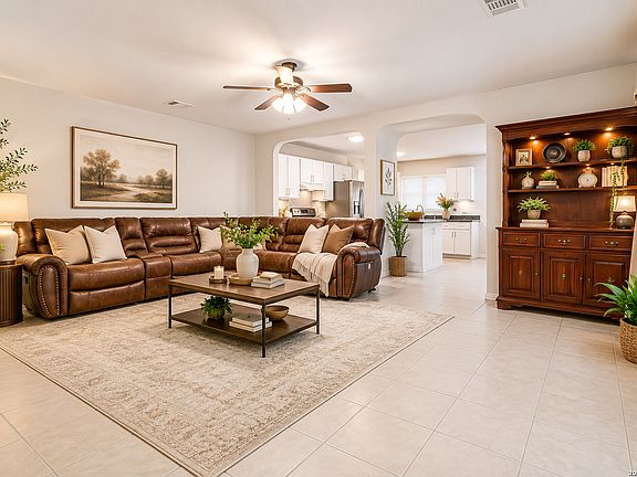 3rd image of 8050 Chestnut Cape