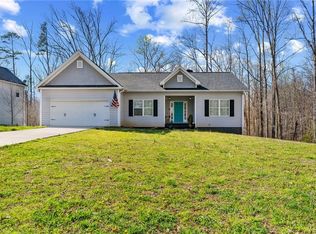 482 Henry Pirkle Dr, Dawsonville, GA 30534