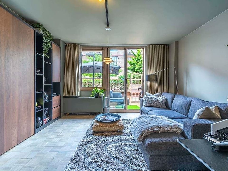 1st image of 393 W 49th St #20O