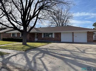 2004 Fulkerson Dr, Roswell, NM 88203