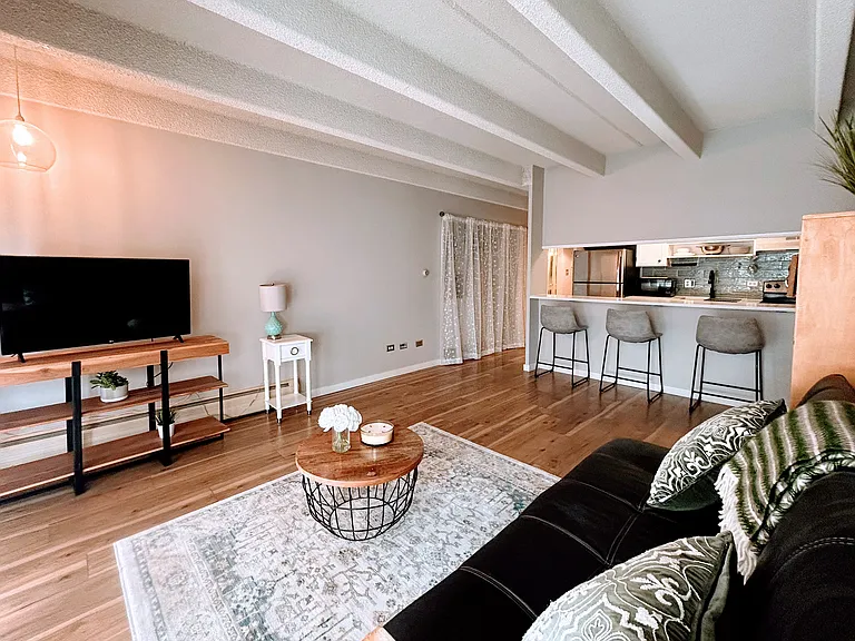 1265 N Elizabeth St #503 — Photo 7