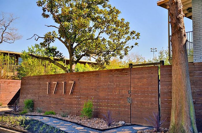 1st image of 1717 Norfolk St #20