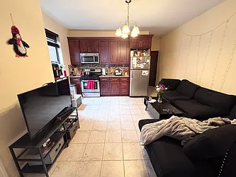 Rented by Amorelli Realty