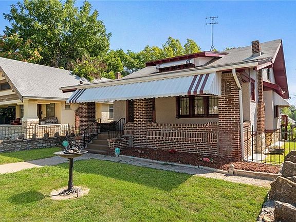 3rd image of 4023 College Ave