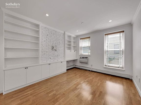 2nd image of 307 W 126th St APT 2A