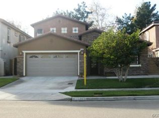 11052 White Oak Ln, Fontana, CA 92337