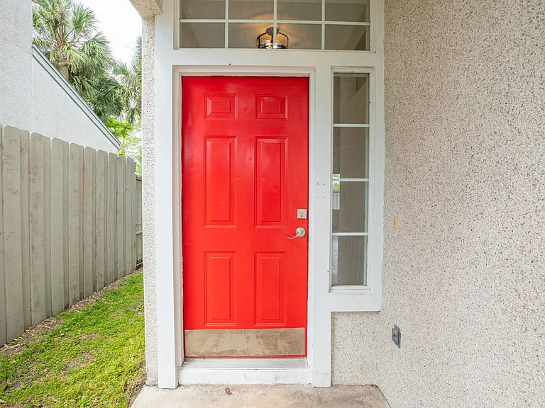 563 Selva Lakes Cir — Photo 14