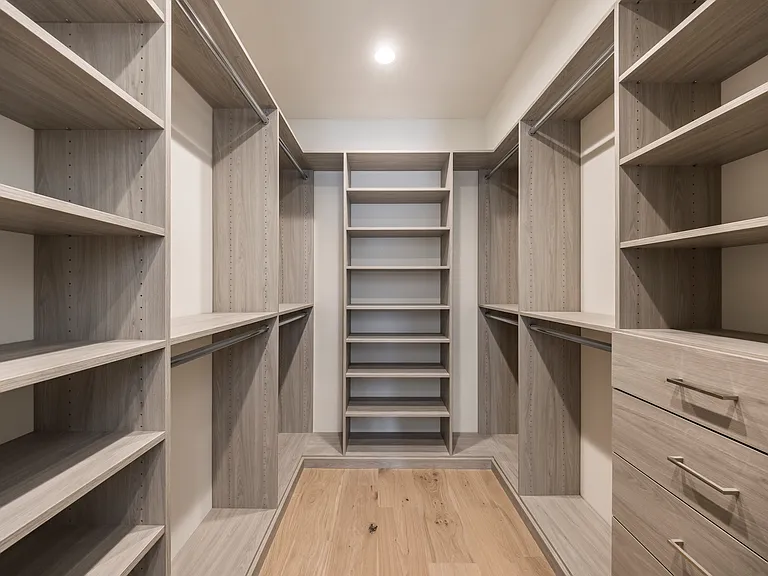 33 Harbor View Dr — Photo 16