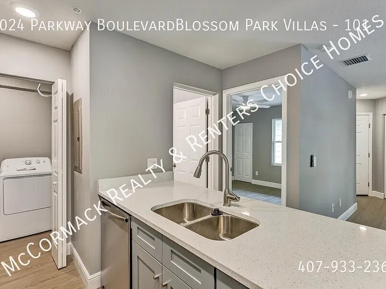 3024 Parkway Boulevardblossom Park Vlg #101 — Photo 16