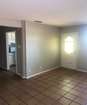 3rd image of 10919 Mount Boracho Dr APT B