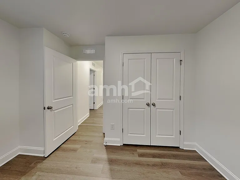 1568 Aquamarine Dr — Photo 18