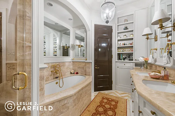 Sold by Leslie J. Garfield | media 7